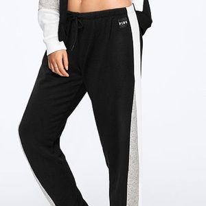 PINK Classic Sweatpants